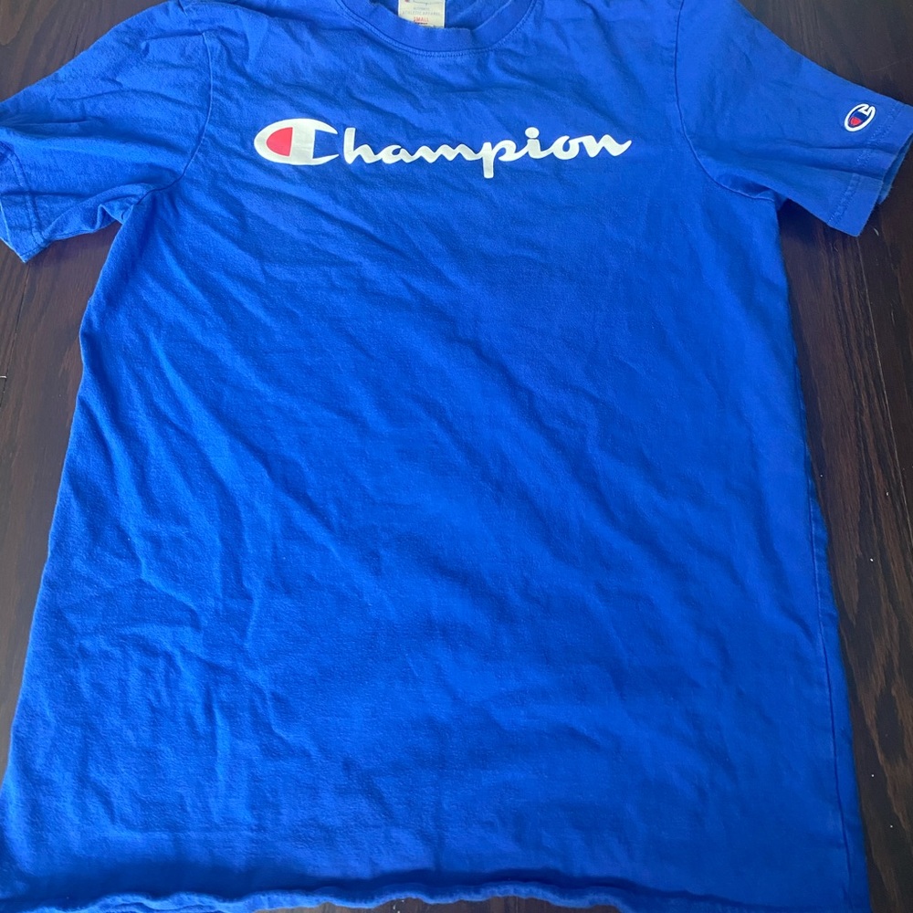 Champion T-shirt